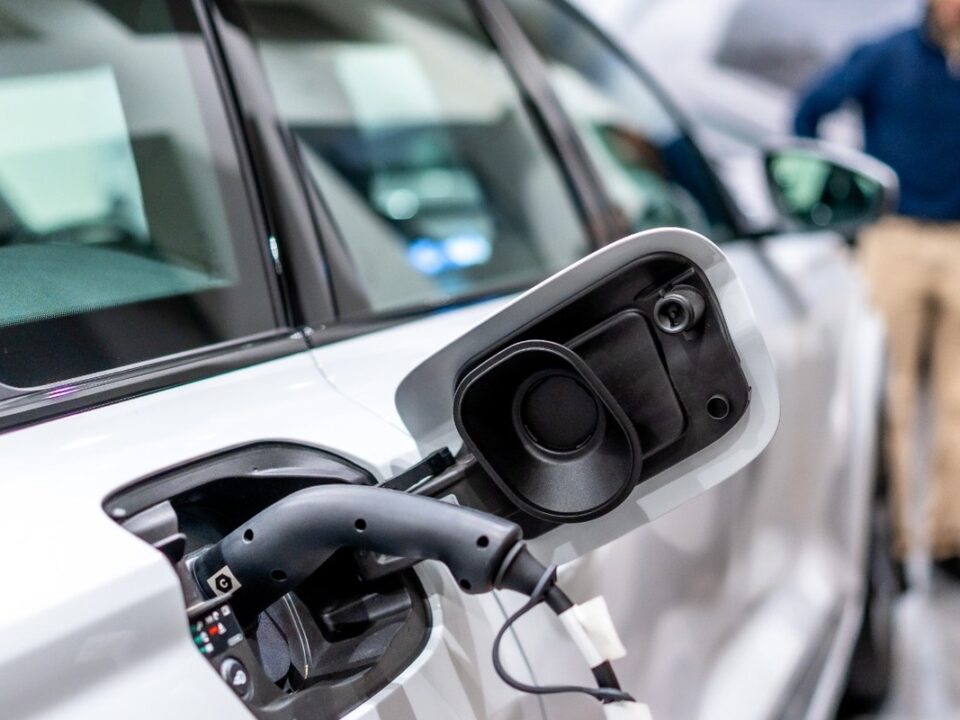 AYR PLU BANNIERE autopartage recharge